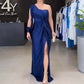 Robe élégante à une épaule pour femme