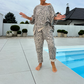 Ensemble 2 pièces pour femme : haut et pantalon à imprimé léopard